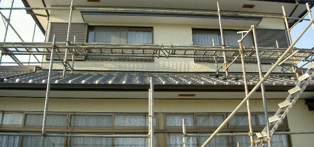 一戸建て防水シール工事と屋根・軒下・戸袋外壁の塗装